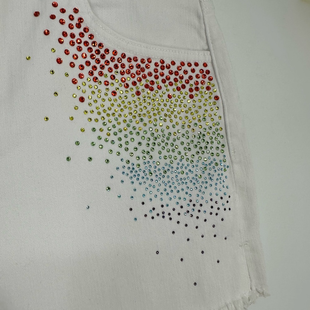 Stephanie Gottlieb x Joe’s Jeans The Ozzie 4”
Short White Rainbow Crystals sz 27 - Picture 7 of 15